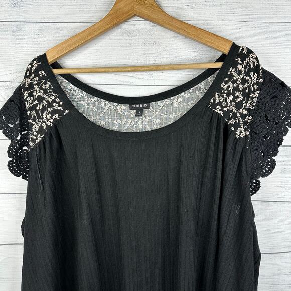 Torrid Womens size 4 4X Knit Scoop Neck Ruffle Sleeve Swing Top Black 40715137 - Picture 4 of 12